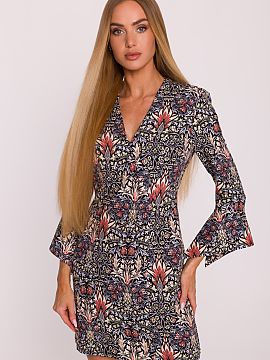 Daydress Moe  The unique dress made of fabric with a colorful plant print is a proposal that combines feminine charm with a touch of retro style. The matt