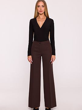Women trousers Moe  Classic women\'s trousers made of smooth suiting fabric with a matte finish are an elegant and timeless option for many stylizations. The ma
