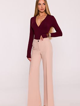 Women trousers Moe  Classic women\'s trousers made of smooth suit fabric with a matte finish are an elegant and timeless proposition for many stylizations. The 