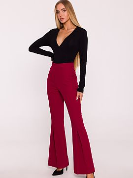 Women trousers Moe  Elegant women\'s trousers made of smooth suit fabric with a matte finish are a proposal combining classic with modern style. The material is