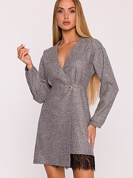 Daydress Moe  A unique dress made of tweed fabric with a touch of lace is an elegant proposal with a hint of modern character. The melange pattern gives t