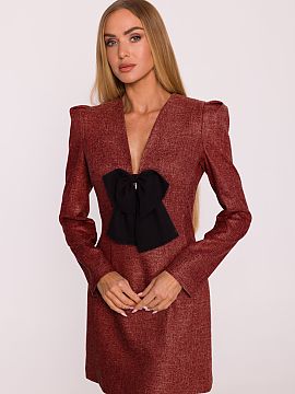 Daydress Moe  The unique dress made of tweed fabric in a melange pattern is an elegant proposal with a touch of modern character. The structural material 