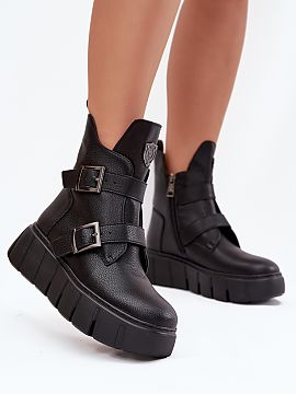 Platform boots Step in style  Women\'s leather ankle boots from Vinceza are a combination of comfort and fashionable look. Set on a stable platform, they provide comfort 