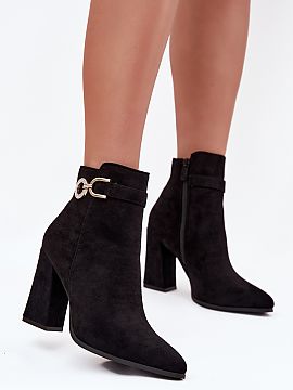 Heel boots Step in style  Women\'s ankle boots are set on a stable pillar-shaped heel. This model is made of eco-leather. The interior is lined with a shoe blanket. F