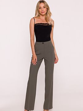 Women trousers Stylove  Classic women\'s trousers made of smooth fabric with a soft finish. Suit-style cut, fitted at the waist and hips, with straight, long legs p