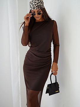 Evening dress LaBalancia  Discover the elegance and lightness of the brown tulle dress, perfect for any occasion. This unique model combines modern style with timeles