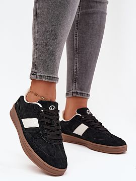 Sport Shoes Step in style  Women\'s Vinceza sneakers made of natural suede are a combination of comfort and modern, urban style. Made of high-quality material, they pr