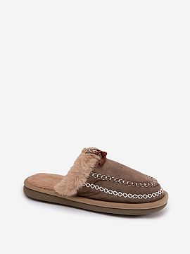 Slippers Step in style