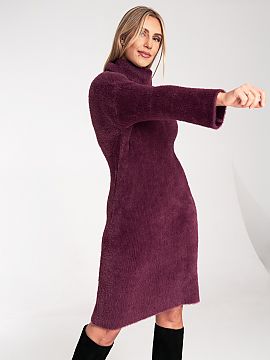 day dress Figl  Dress made of exceptionally soft, fluffy knit fabric that envelops with comfort. Long, flared bell sleeves give lightness, and the rolled tu