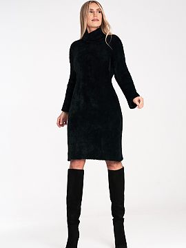 day dress Figl  Dress made of exceptionally soft, fluffy fabric that envelops with comfort. Long, flared bell sleeves give lightness, and the roll-neck adds