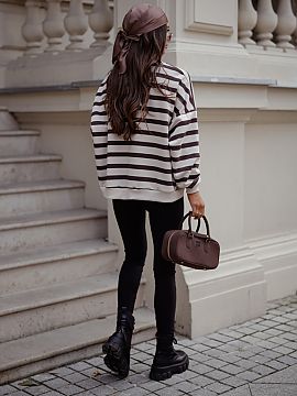 sweatshirt LaBalancia  We present the STREL sweatshirt in elegant beige and brown colors, which is a perfect addition to any wardrobe. This stylish sweatshirt comb