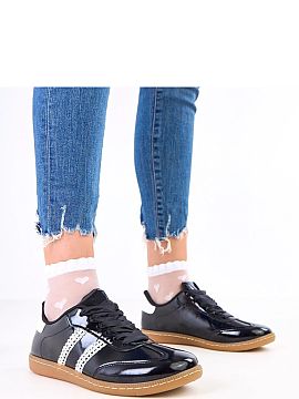 Sport Shoes Solea  Women\'s sports shoes with a modern character, made of high-quality synthetic leather. The lace-up model with satin laces stands out with an