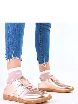 Sport Shoes Solea  Women\'s sports shoes with a modern character, made of high-quality eco-leather. The laced model with satin laces stands out with an elegant