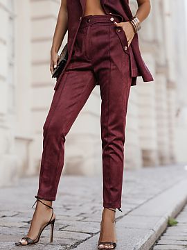 Women's pants LaBalancia  We offer cigarette pants KIARA in an elegant burgundy shade, which are the perfect addition to any wardrobe. These stylish pants are made of