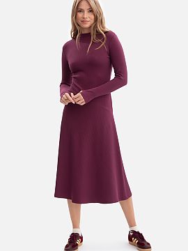Daydress BeWear  Dress made of high-quality ribbed fabric weighing 250 g, which beautifully fits the silhouette and ensures comfort when wearing. The model i