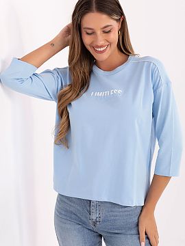 Bluzka Relevance  Casual women\'s blouse with embroidered inscriptions is a great proposal for everyday stylizations. Made of soft cotton with elastane additi