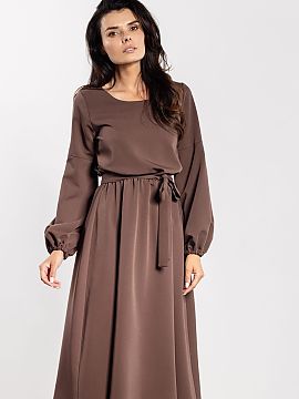 day dress awama  The loose-cut midi dress combines comfort with elegance. The elastic waistband adjusts to the silhouette, and the included belt additionally
