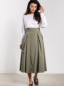 Skirt awama  The classic midi skirt with a high waist beautifully accentuates the waist and visually elongates the silhouette. The wide belt with a tie a