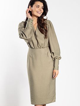 Formal dress awama  A fitted midi dress is a perfect choice for special occasions. The deep V-neckline accentuates the neck and subtly highlights the bust, givi