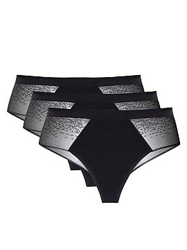 Set Gorteks  Three-pack of cotton strings with a lace back. The lace back of the panties prevents them from showing under clothing. Comfortable cut, perf