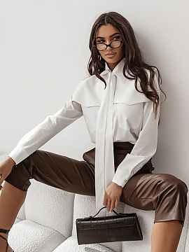 long sleeve shirt LaBalancia  Discover the elegance and comfort offered by the MILO shirt in ecru. Made of high-quality materials, this shirt combines style and functiona