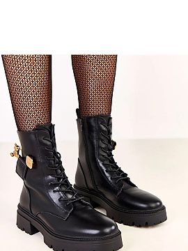 Bootie Solea  Stylish and comfortable women\'s ankle boots that perfectly combine modern style with usability. Made of high-quality eco-leather, they look