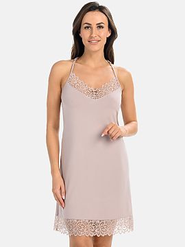 Sexy shirt Teyli  We present a women\'s nightshirt in cocoa color. The unique combination of pleasant to the touch viscose with the addition of elastane guara