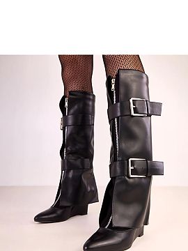 Wedge boots Solea  Elegant and stylish knee-high boots that combine classic style with modern finishing. Made of high-quality synthetic leather, they look extr