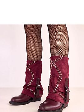 Kozaki Solea  Stylish low boots with rolled up shaft, which combine elegance with subtle sparkle of decorations. Made of high-quality faux suede leather, 
