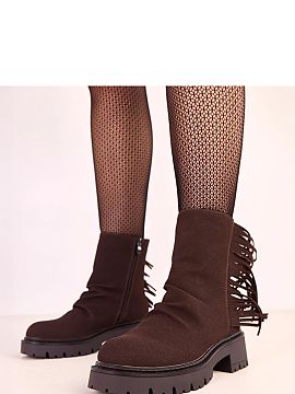 Botki Solea  Stylish ankle boots with a thick sole that combine comfort with a striking style. Made of high-quality faux suede leather, they look stylish