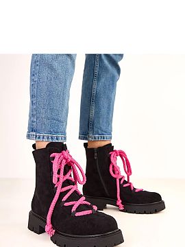 Botki Solea  Stylish ankle boots made of high-quality ecological suede leather, which combine a fashionable look with comfort. The model has lacing at th
