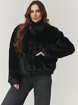 Jacket Makadamia  Add a touch of luxury to your wardrobe! Our women\'s jacket with eco fur is a combination of elegance, comfort, and timeless style. Soft to 