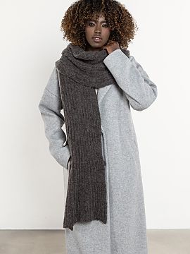 Sal awama  Warm, long scarf made of kid mohair and wool. Woven in Poland from a fluffy blend, light, yet exceptionally warm. Soft to the touch, with a 