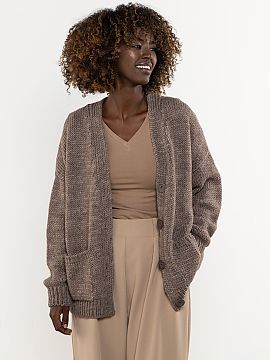 Cardigan awama  Cardigan buttoned with wool in a basic cut. A proposal for women who appreciate simplicity, softness, and functionality. Sewn in Poland with
