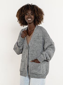 Cardigan awama  Cardigan buttoned with wool in a basic cut. A proposal for women who appreciate simplicity, softness, and functionality. Sewn in Poland with
