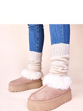 Snow boots Solea  Prepare for winter days with dark beige snow boots with fur from Deesi. These stylish and functional women\'s snow boots are the perfect com