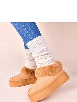 Snow boots Solea  Prepare for winter cold with brown snow boots with fur from Deesi. These unique women\'s snow boots are a perfect combination of style, comf