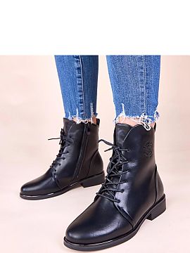 Botki Solea  Discover the unique style and comfort offered by the black lace-up boots with insulation Eladia from the Gemre brand. These elegant flat boo