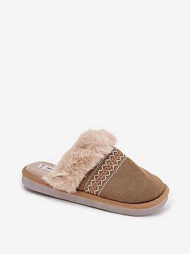 Slippers Step in style