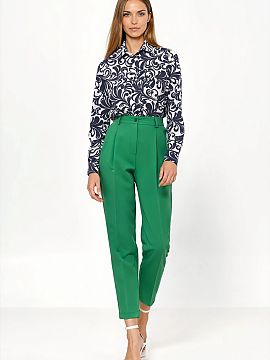 Women trousers Nife  Balloon type pants with a high waist are a versatile option that serves as the perfect base for an office outfit. They look great with a whi