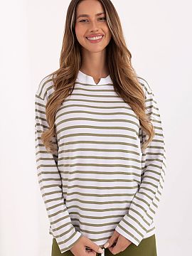 Blouse Relevance  This blouse is a combination of comfort, lightness, and everyday style, created for women who appreciate comfort without sacrificing a fashi