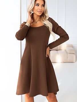 Daydress Numoco  The Ivana dress from the Numoco brand is a proposal for women who like a combination of elegance, comfort, and modern minimalism. Made in Po