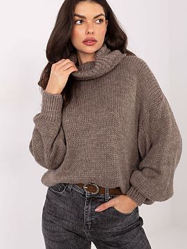 golf Factory Price  A loose women\'s sweater with a turtleneck is an ideal proposition for everyday, casual styling. Made of a blend of acrylic, mohair, and nyl
