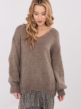 Jumper Factory Price  Elegant women\'s sweater with a long cut, perfect for both everyday wear and more formal occasions. Made from a soft and pleasant to the tou