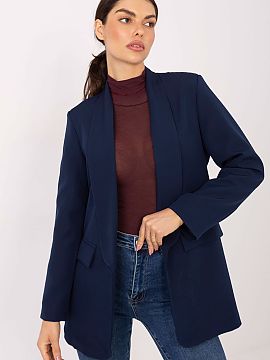 Jacket Italy Moda  Women\'s blazer with an elegant cut, perfect for everyday wear, work, and more formal occasions. It features padded shoulders that give it a