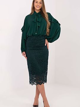 Skirt Italy Moda  Elegant lace skirt is a stylish proposal perfect for everyday wear, work, and special occasions. Its unique character is highlighted by the 