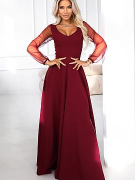 Long dress Numoco  This unique burgundy maxi dress from the Numoco brand is a combination of classic elegance and modern finishing that attracts attention from
