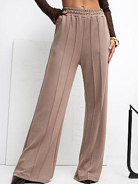 Tracksuit trousers Rue Paris  Extremely comfortable sweatpants made of buttery material, extremely soft, delicate and exceptionally pleasant to the touch. Thanks to the b