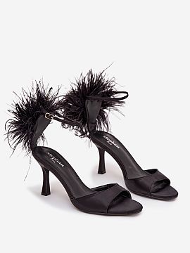 Heel sandals Step in style