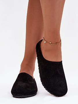 Slippers Step in style  Women\'s slippers made of eco-suede. The model is set on a thicker sole, which provides better insulation and stability. The profiled insole